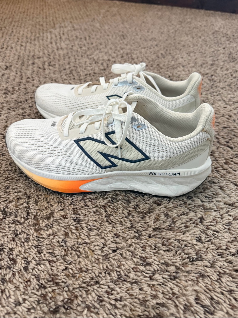 New Balance shoes women’s size 10